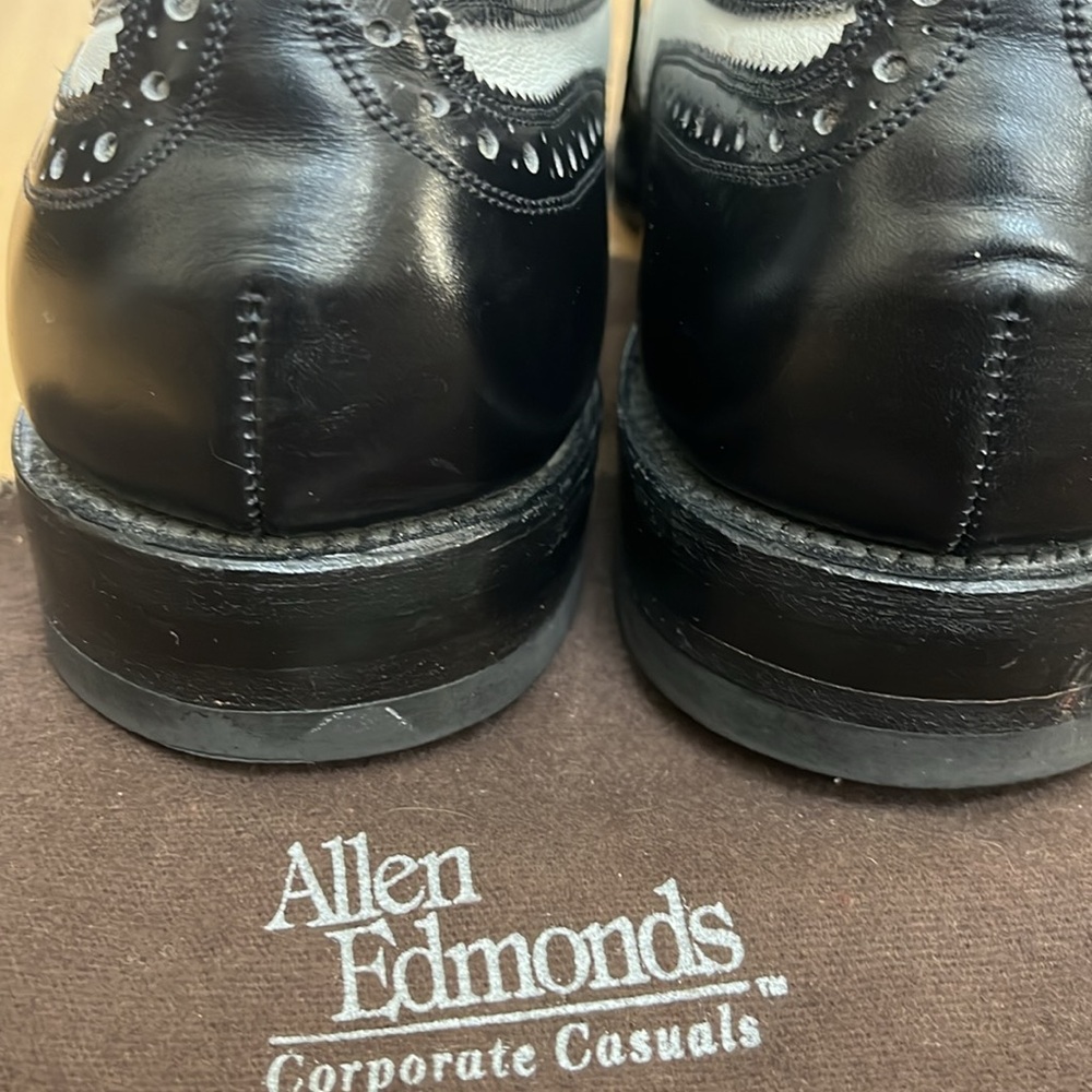 Allen Edmonds Black &
White, broad Street Spectator, Oxford - Picture 7 of 7